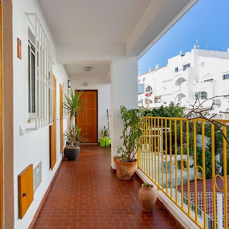 Typical T2 In Albufeira W/ Balcony By Lovelystay Zewnętrze zdjęcie