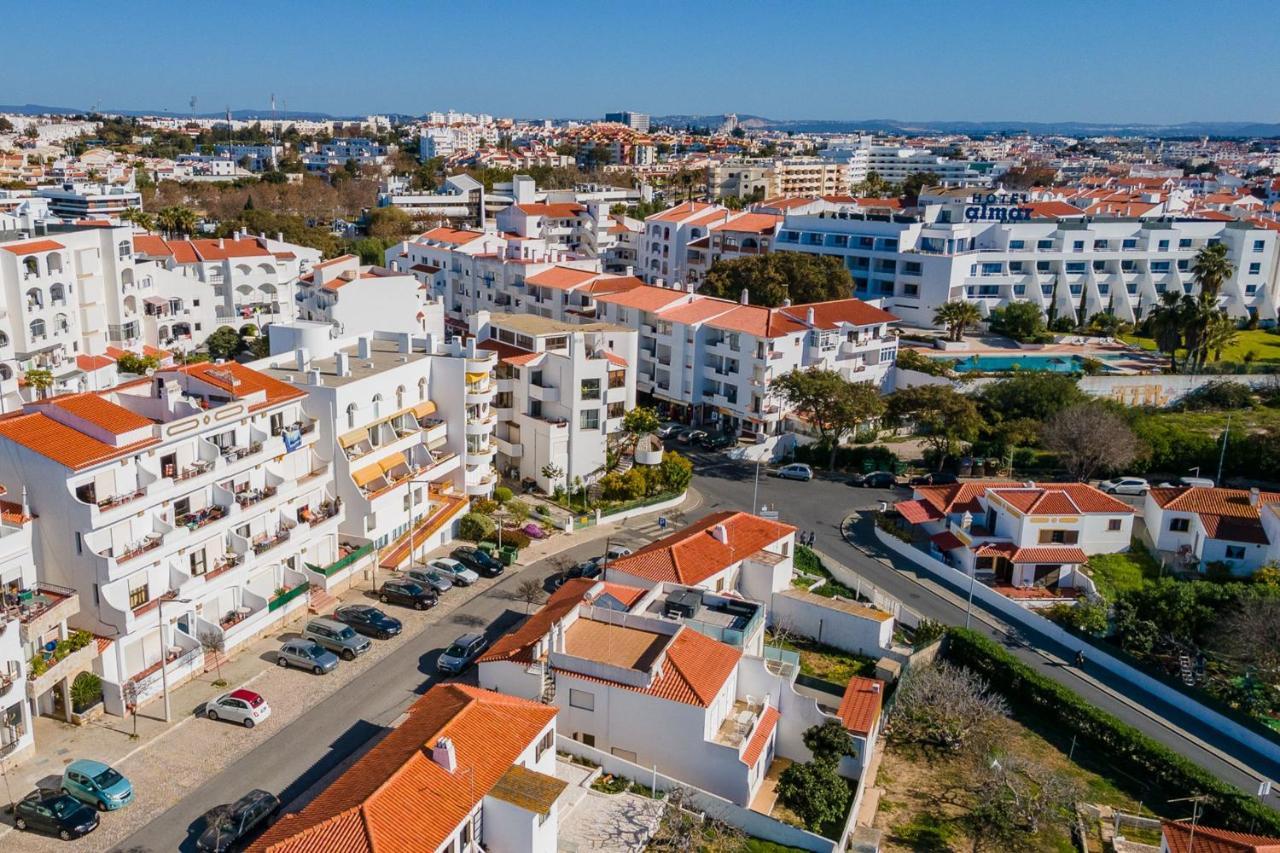 Typical T2 In Albufeira W/ Balcony By Lovelystay Zewnętrze zdjęcie